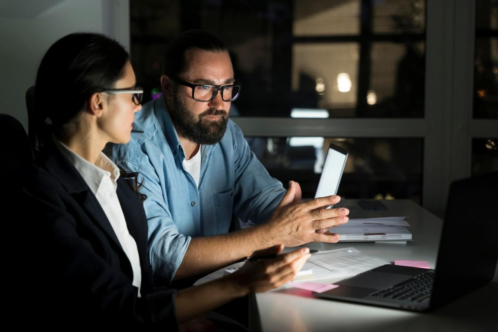 Modern classroom setting with financial charts and learning materials